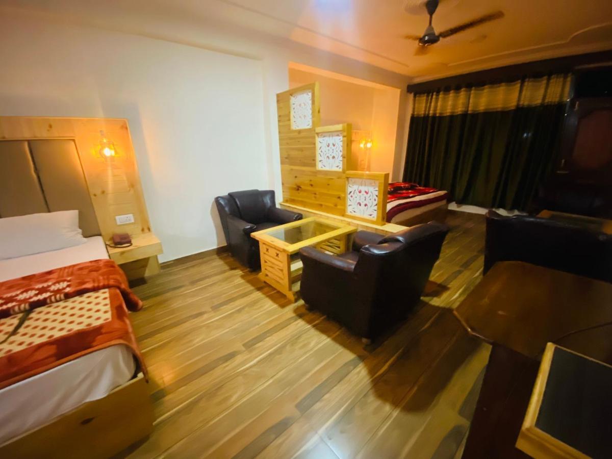 Hotel Hawa Mahal Manāli Zewnętrze zdjęcie